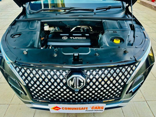 Second-hand 2023 MG Hector Sharp CVT for sale in Bangalore-4