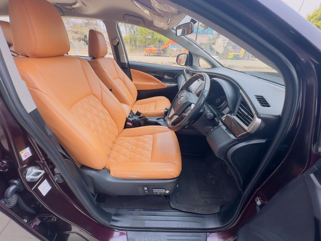 Second-hand 2016 Toyota Innova Crysta 2.8 ZX AT BSIV for sale in Bangalore-4