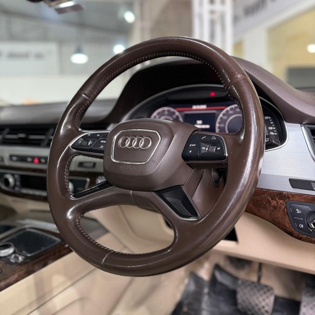 Audi Q7 45 TDI Quattro Premium Plus Second-hand 2018 Audi Q7 45 TDI Quattro Premium Plus for sale in Hyderabad-8