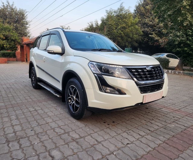Mahindra XUV500 W7 BSIV Second-hand 2019 Mahindra XUV500 W7 BSIV for sale in New Delhi-0