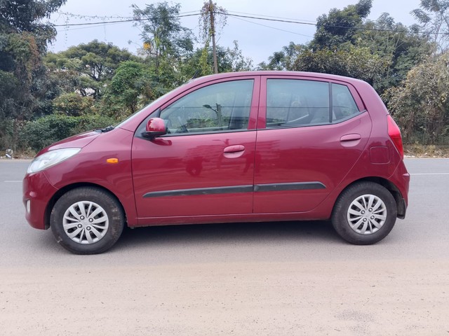 Second-hand 2016 Hyundai i10 Sportz 1.1L for sale in Bangalore-3