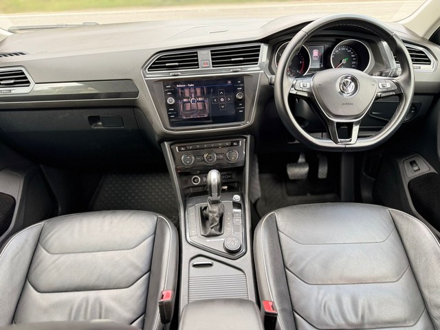 Second-hand 2019 Volkswagen Tiguan 2.0 TDI Comfortline for sale in Surat-6