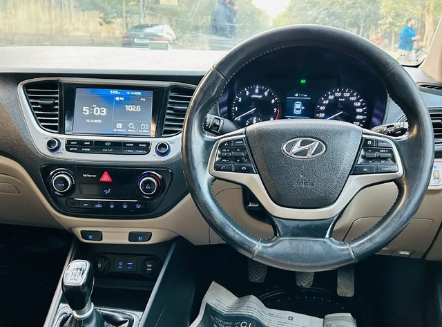 Second-hand 2017 Hyundai Verna 1.6 VTVT SX Option for sale in New Delhi-4