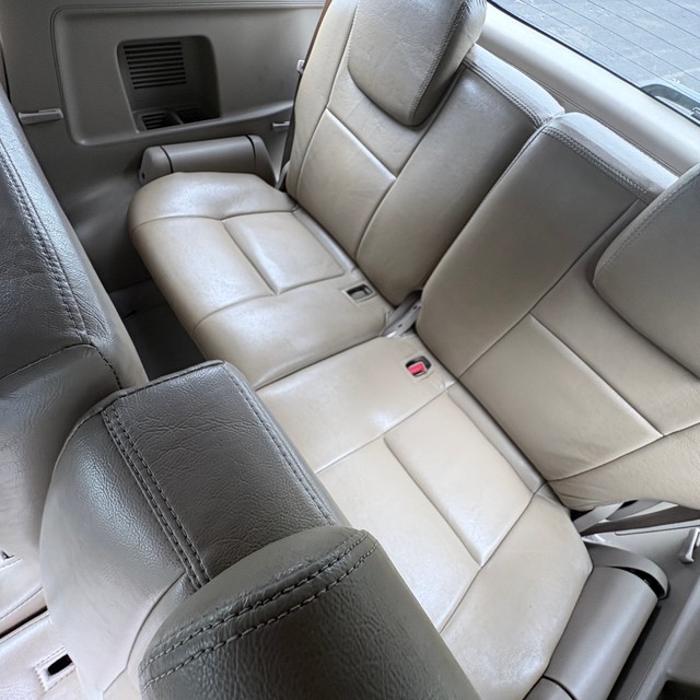 Toyota Fortuner 4x2 Manual Second-hand 2012 Toyota Fortuner 4x2 Manual for sale in Pune-12