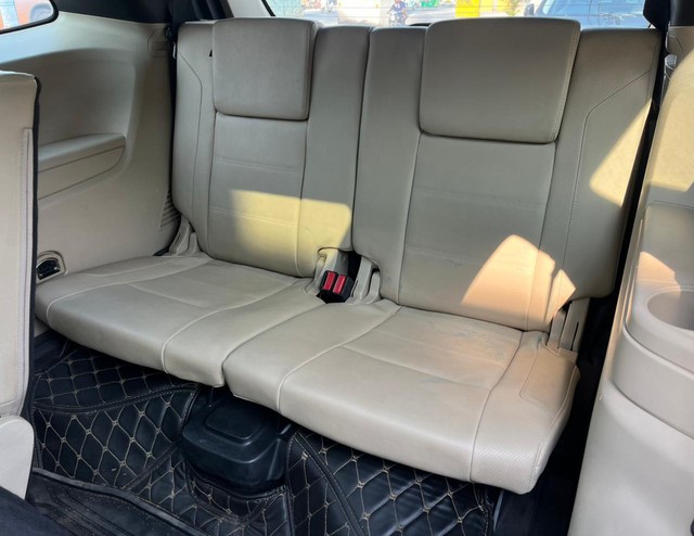 Second-hand 2020 Ford Endeavour Titanium Plus 4X4 for sale in Bangalore-10