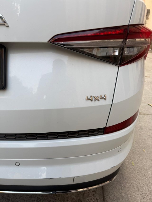 Second-hand 2022 Skoda Kodiaq L & K BSVI for sale in New Delhi-5