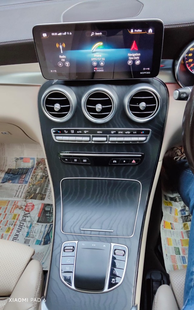 Second-hand 2022 Mercedes-Benz GLC 200 for sale in New Delhi-12