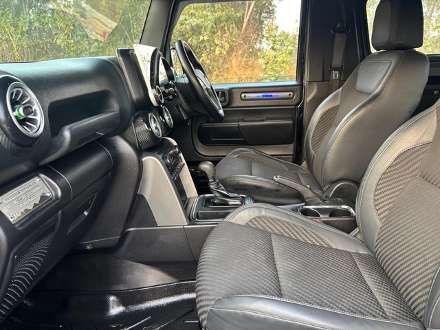 Second-hand 2024 Mahindra Thar LX Hard Top AT for sale in New Delhi-9