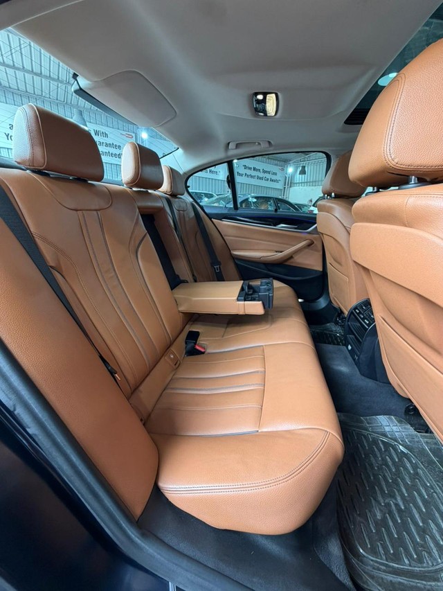 Second-hand 2017 BMW 5 Series 520d Sport Line for sale in Hyderabad-17