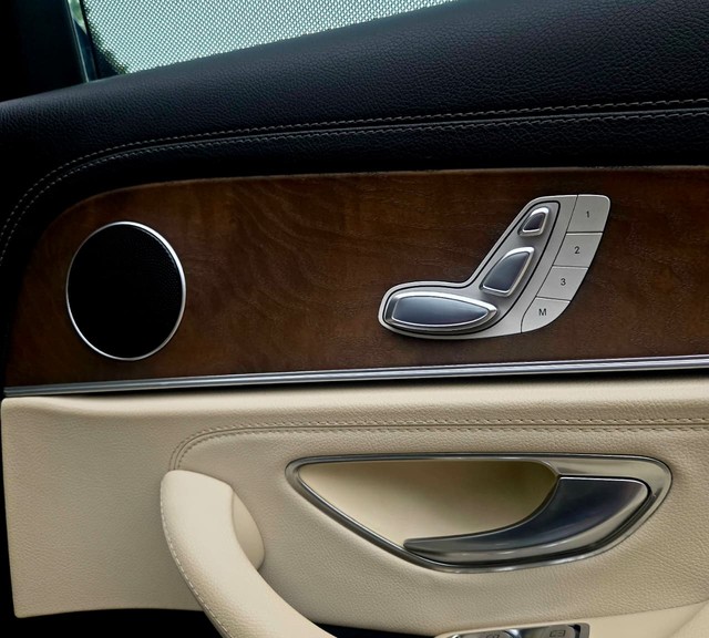 Second-hand 2019 Mercedes-Benz E-Class Expression E 200 BSIV for sale in New Delhi-18