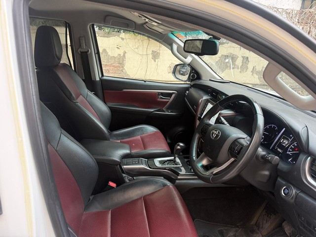 Second-hand 2024 Toyota Fortuner Legender 4x4 AT for sale in New Delhi-12