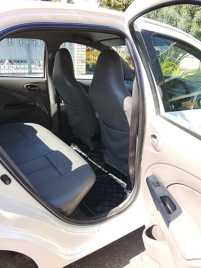 Second-hand 2011 Toyota Etios G for sale in Ludhiana-6