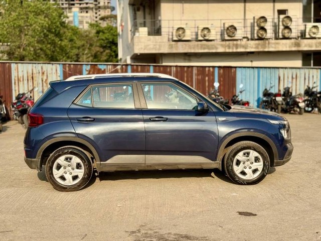Second-hand 2020 Hyundai Venue S for sale in Mumbai-1
