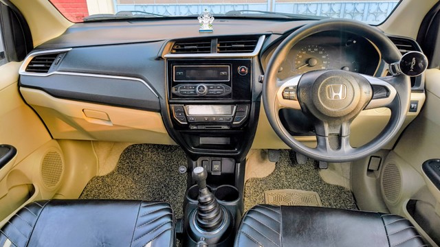 Honda Amaze S i-VTEC Second-hand 2017 Honda Amaze S i-VTEC for sale in New Delhi-7