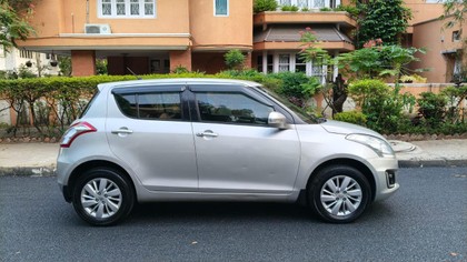 Second-hand 2015 Maruti Suzuki Swift ZDI BSIV for sale in Bangalore