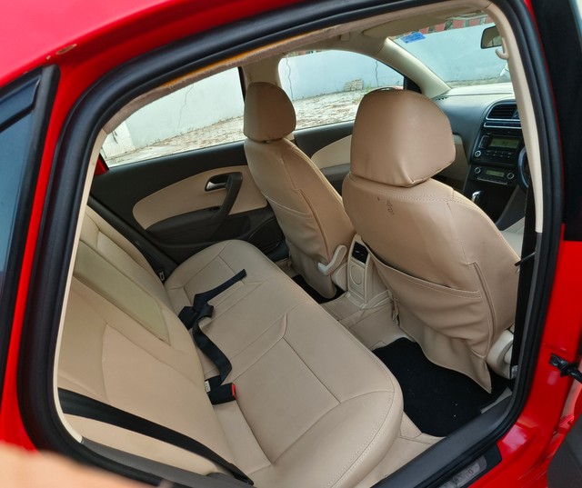 Second-hand 2011 Volkswagen Vento IPL II Petrol Highline AT for sale in Chandigarh-9