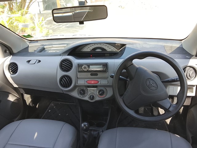 Second-hand 2011 Toyota Etios G for sale in Ludhiana-5