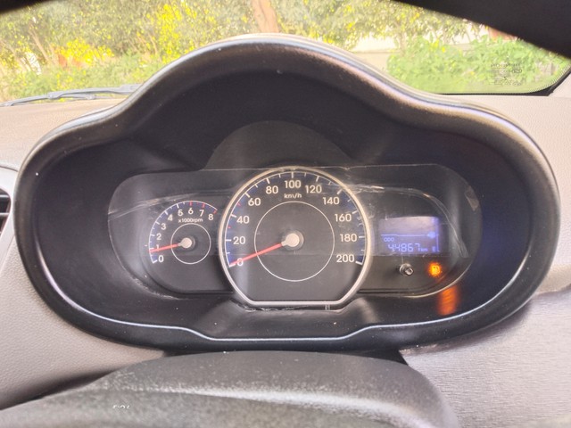 Second-hand 2011 Hyundai i10 Era for sale in Faridabad-7