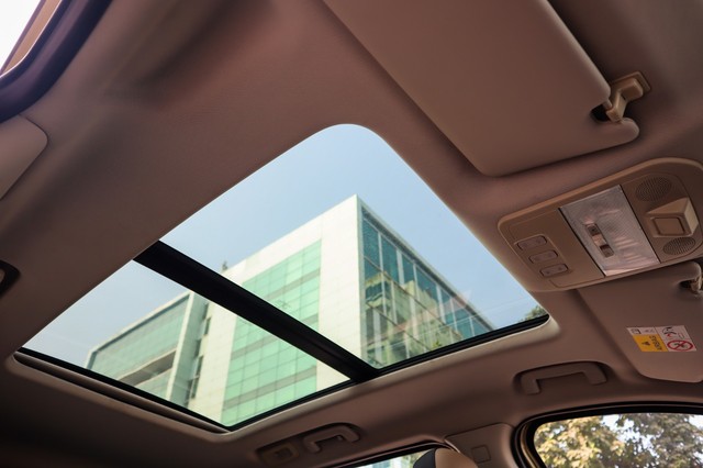 Second-hand 2022 Tata Harrier XZA Plus AT BSVI for sale in New Delhi-6