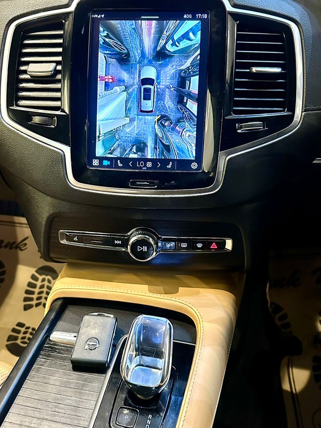 Second-hand 2023 Volvo XC90 B6 Ultimate BSVI for sale in New Delhi-4