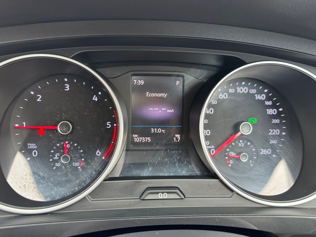 Second-hand 2019 Volkswagen Tiguan 2.0 TDI Comfortline for sale in Surat-10