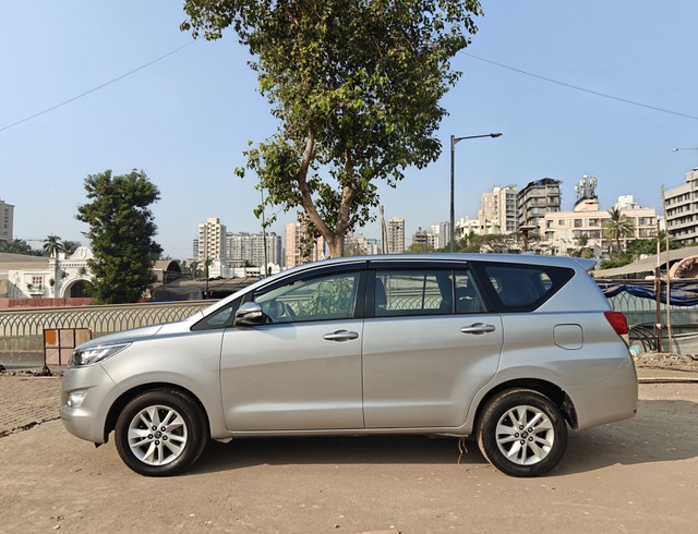 Second-hand 2016 Toyota Innova 2.5 G (Diesel) 7 Seater BS IV for sale in Mumbai-4