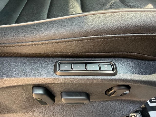 Second-hand 2022 Volkswagen Tiguan 2.0 TSI Elegance BSVI for sale in New Delhi-12