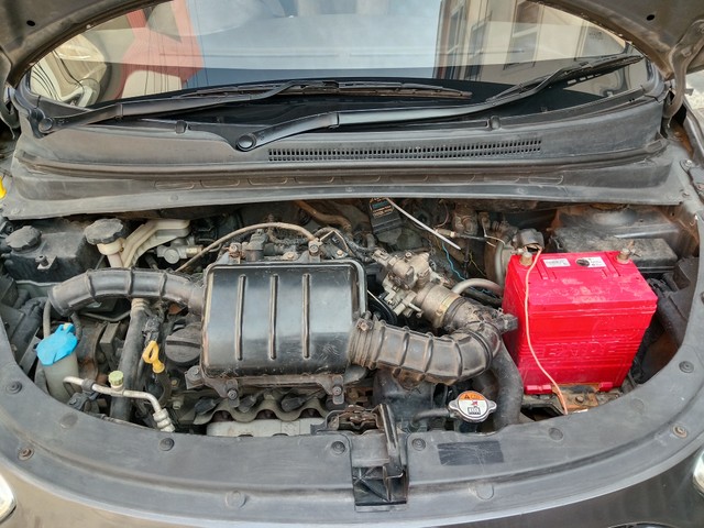 Second-hand 2012 Hyundai i10 Magna for sale in Hyderabad-5