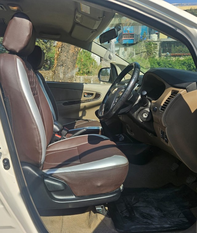 Second-hand 2015 Toyota Innova 2.5 VX (Diesel) 7 Seater for sale in Pune-10