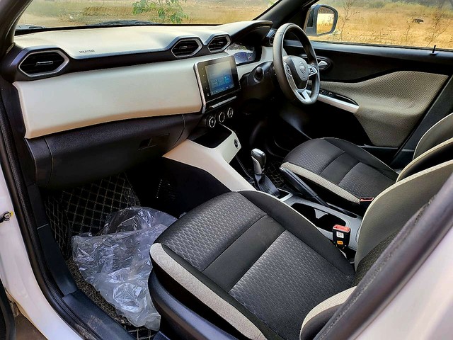 Second-hand 2022 Nissan Magnite Turbo CVT XV BSVI for sale in New Delhi-15