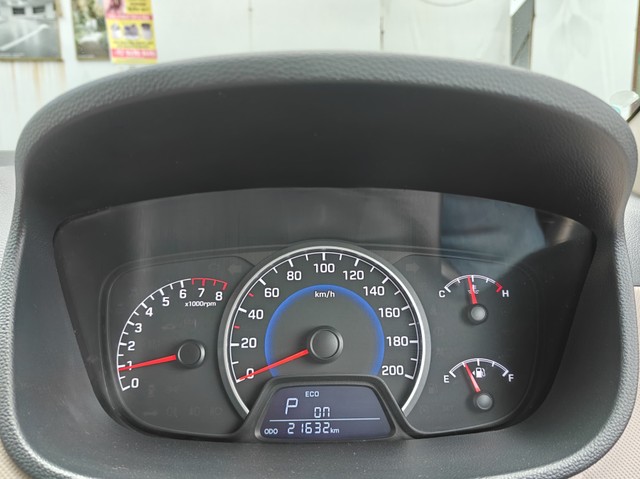 Second-hand 2018 Hyundai Grand i10 1.2 Kappa Sportz Option AT for sale in Mumbai-14