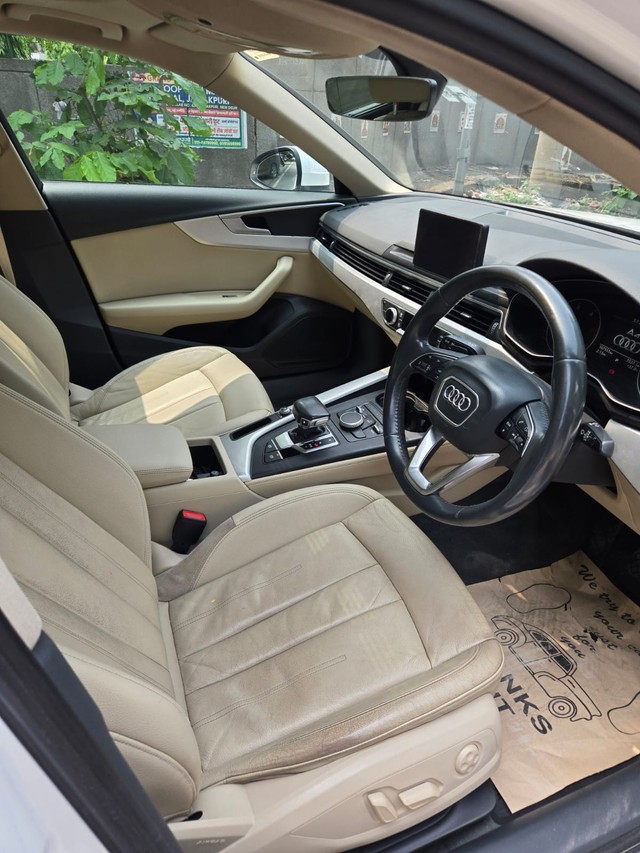 Second-hand 2017 Audi A4 35 TDI Technology for sale in New Delhi-7