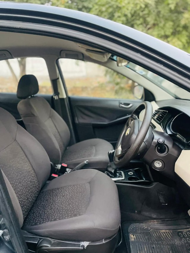 Second-hand 2018 Hyundai Creta 1.4 CRDi Base for sale in Jaipur-4