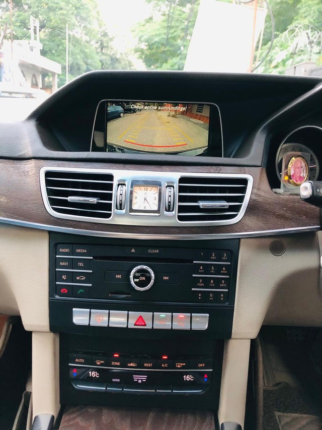 Second-hand 2017 Mercedes-Benz E-Class E250 CDI Avantgarde for sale in New Delhi-6