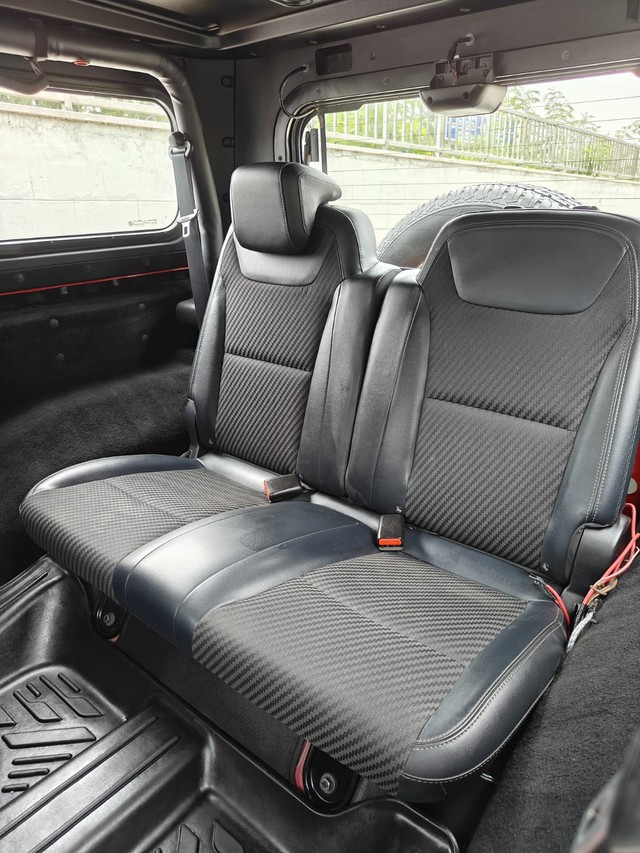 Second-hand 2021 Mahindra Thar LX 4WD Convert Top Diesel BSVI for sale in New Delhi-9