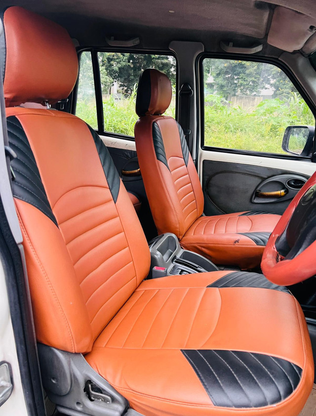 Second-hand 2014 Mahindra Scorpio S4 9 Seater for sale in Pune-9