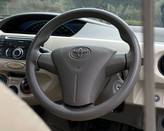 Second-hand 2014 Toyota Etios G for sale in New Delhi-5