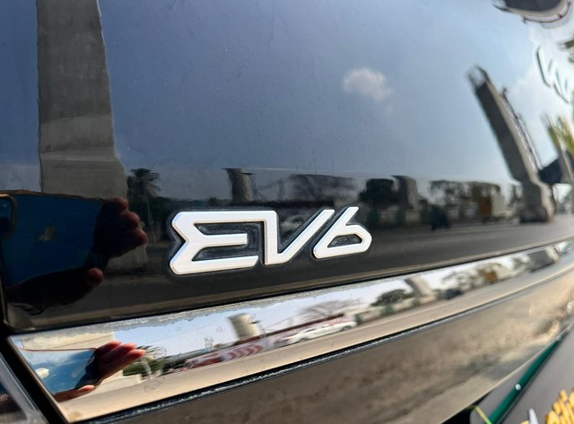 Second-hand 2022 Kia EV6 GT line AWD for sale in Bangalore-5