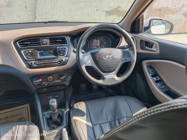 Second-hand 2018 Hyundai i20 1.2 Magna Executive for sale in Faridabad-14
