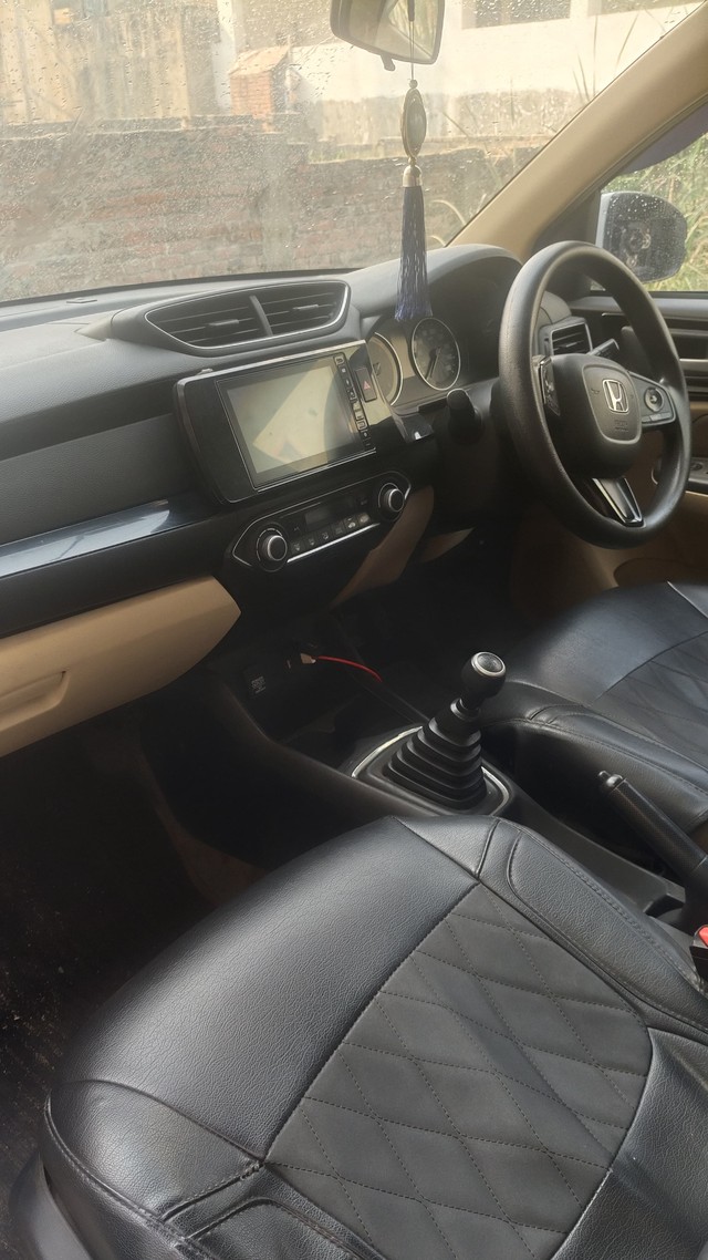 Second-hand 2020 Honda Amaze VX Diesel BSIV for sale in Samastipur-3