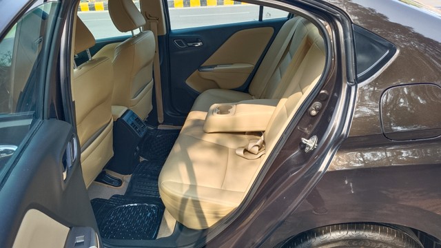 Second-hand 2019 Honda City i-VTEC CVT ZX for sale in New Delhi-12