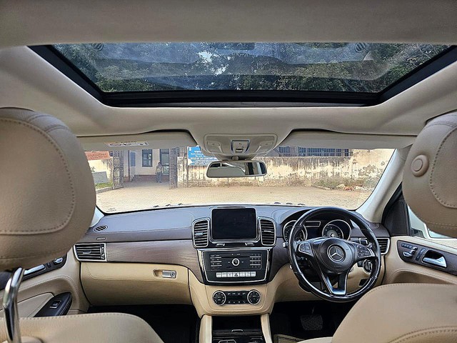 Second-hand 2019 Mercedes-Benz GLS 350d Grand Edition for sale in New Delhi-18