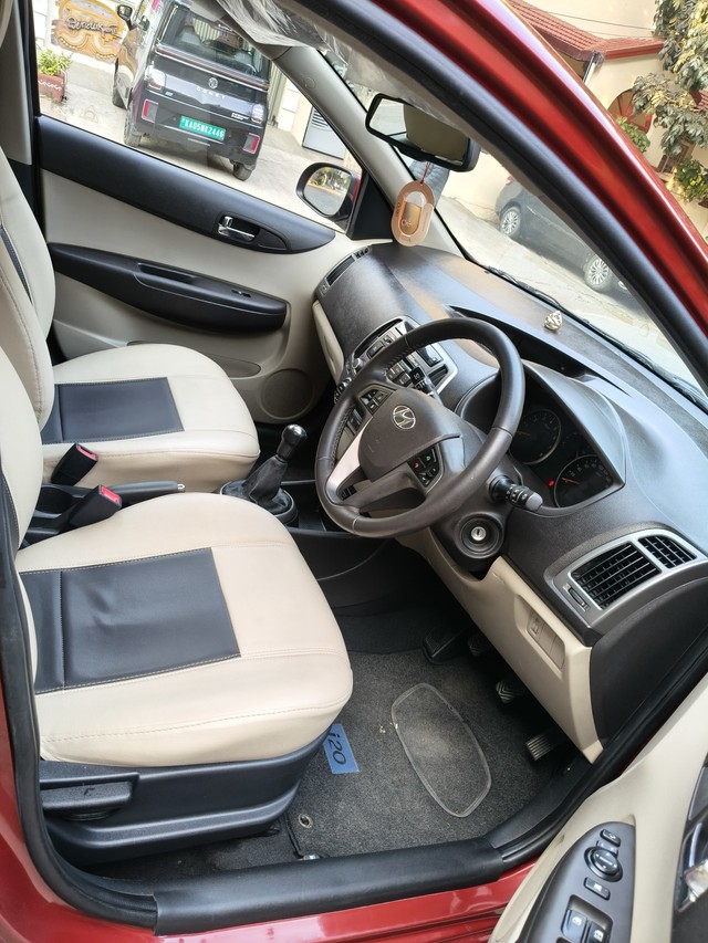 Hyundai i20 Sportz 1.2 Second-hand 2014 Hyundai i20 Sportz 1.2 for sale in Bangalore-12