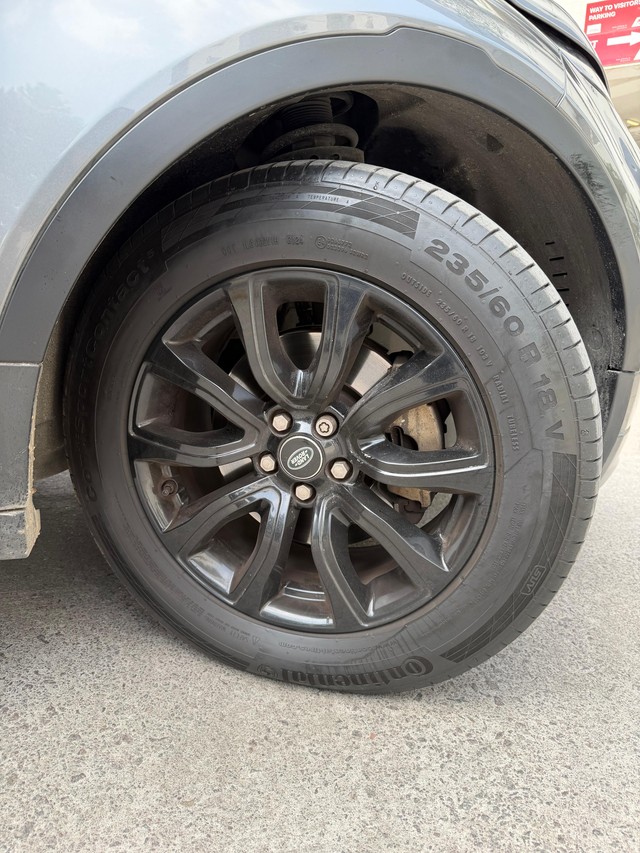 Second-hand 2019 Land Rover Range Rover Evoque 2.0 TD4 HSE Dynamic for sale in Hyderabad-5