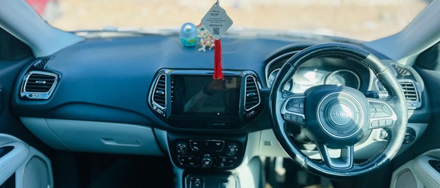 Second-hand 2017 Jeep Compass 2.0 Limited for sale in Pune-13
