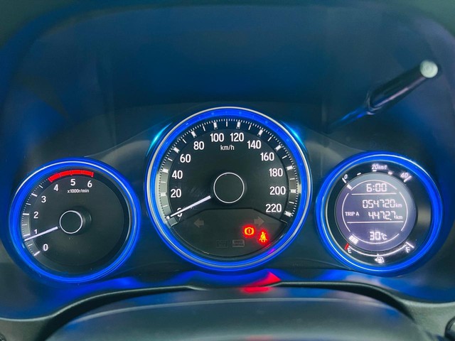 Second-hand 2015 Honda City i DTEC SV for sale in Ahmedabad-15