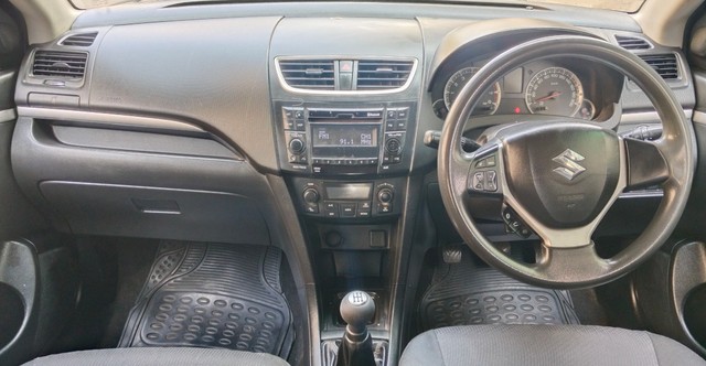 Second-hand 2015 Maruti Suzuki Swift ZXI BSIV for sale in Ahmedabad-12