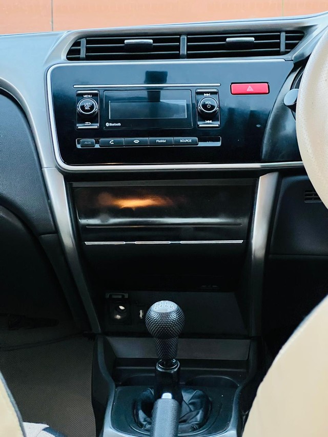 Second-hand 2015 Honda City i DTEC SV for sale in Ahmedabad-19