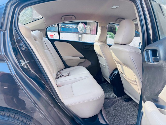 Second-hand 2016 Honda City i VTEC SV for sale in Nashik-13