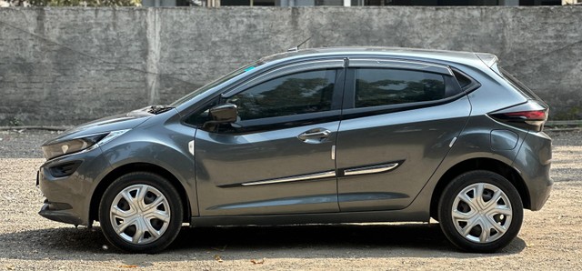 Second-hand 2022 Tata Altroz XM plus BSVI for sale in Nashik-5